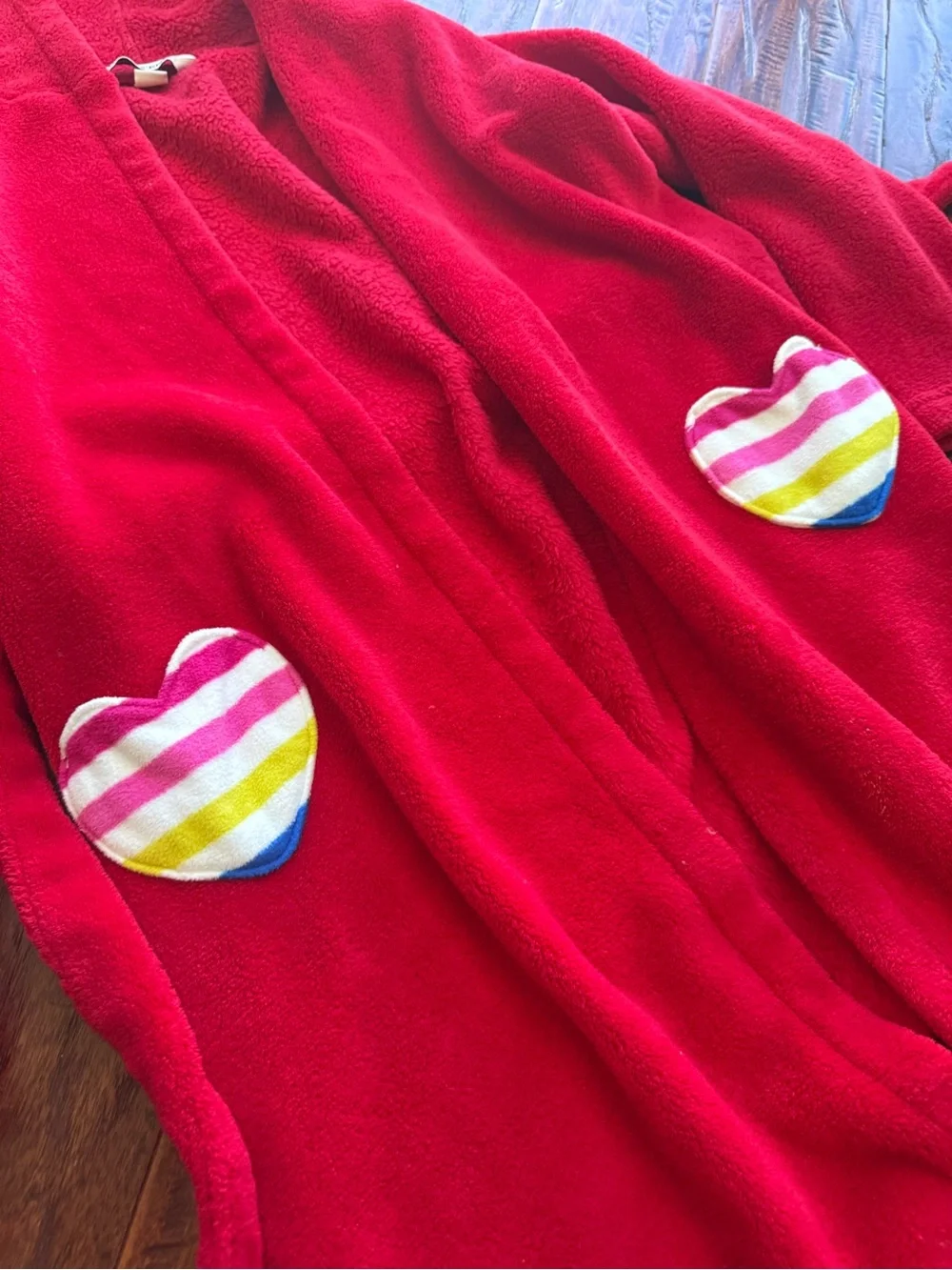 Lands' End Red Hooded Fleece Kids Robe with Striped Heart Pockets
